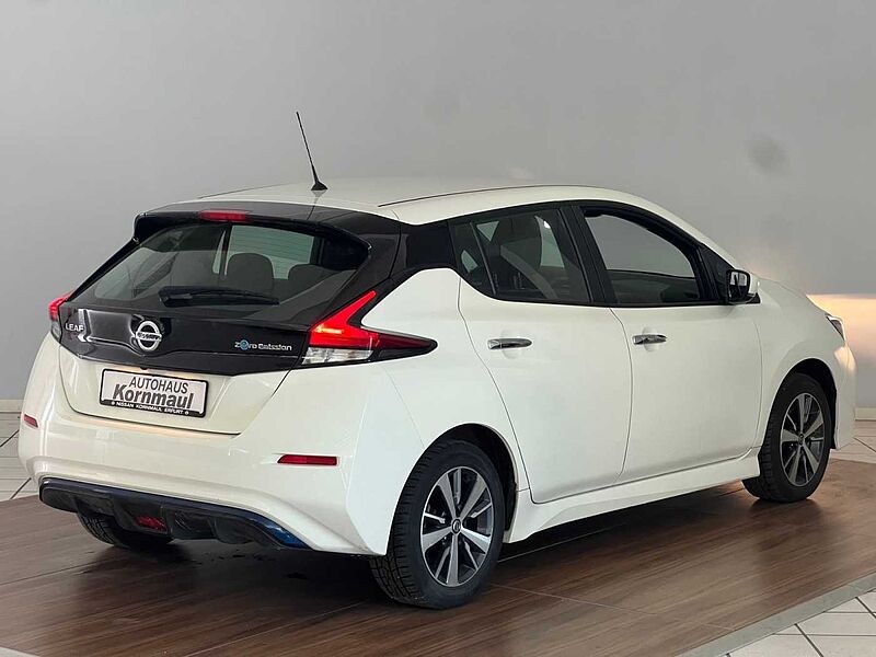 Nissan Leaf 40kWh Acenta GRADE NAVI