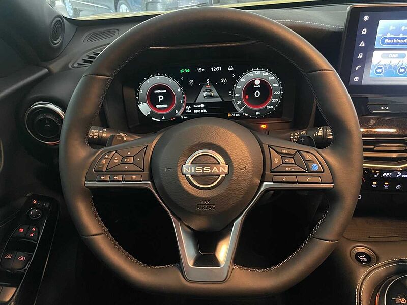 Nissan Juke 1.0 DIG-T TEKNA 7DCT AVM+LEDER